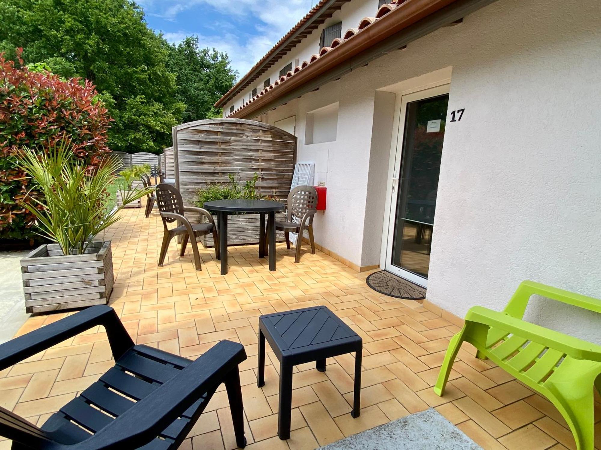 Hotel La Ferme D'En Chon Biscarrosse Kamer foto