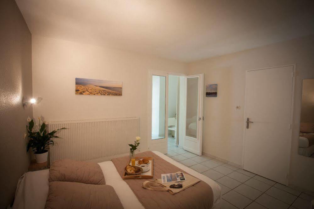 Hotel La Ferme D'En Chon Biscarrosse Buitenkant foto